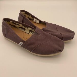 TOMS Women's Canvas Slip On Shoes - size 7